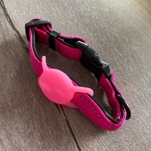 Pink Dog Collar Size Extra Small with Air Tracker Holder New